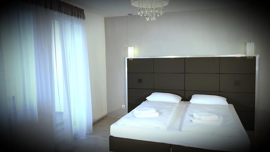 Golden Palace Apartments Emilii Plater 3 Щецин Экстерьер фото